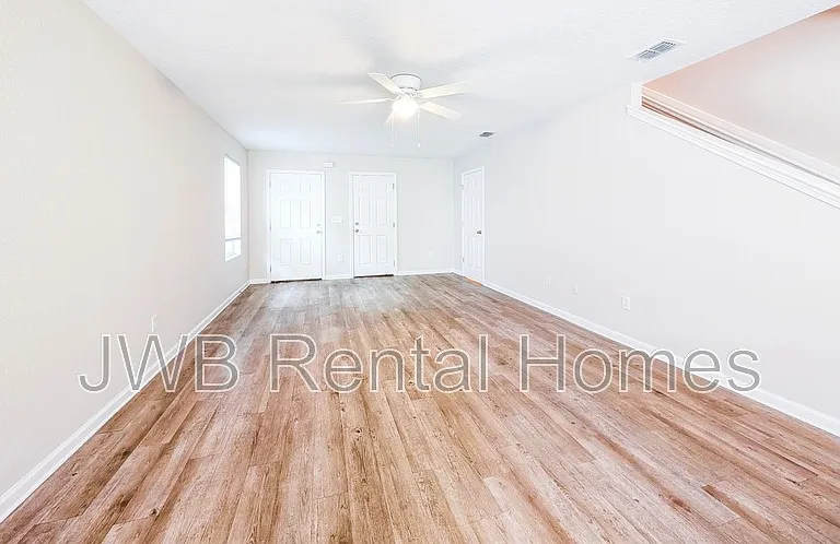 7880 Playschool Ln — Photo 4