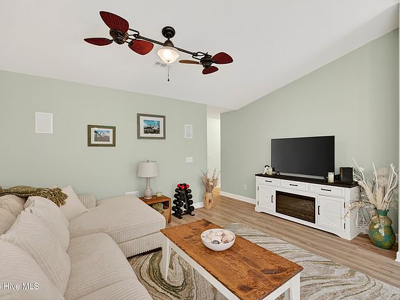 4th image of 6709 Hailsham Drive