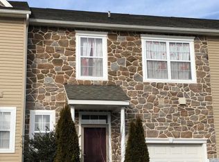 25 Bishop Pine Rd, Barto, PA 19504