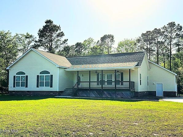 105 Scotch Bonnet Way, Hampstead, NC 28443