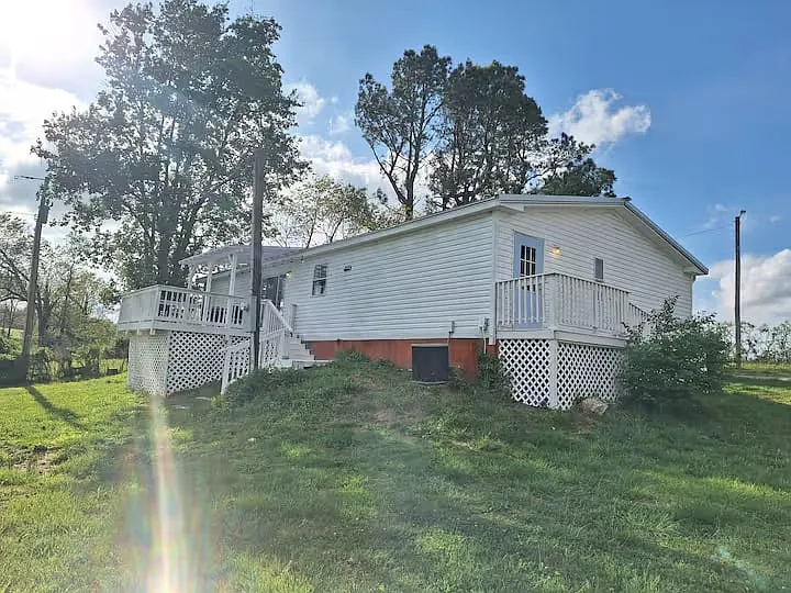 1782 Choctaw Ln — Photo 32