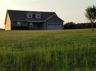 284 Wellington Pkwy, Kirbyville, MO 65679