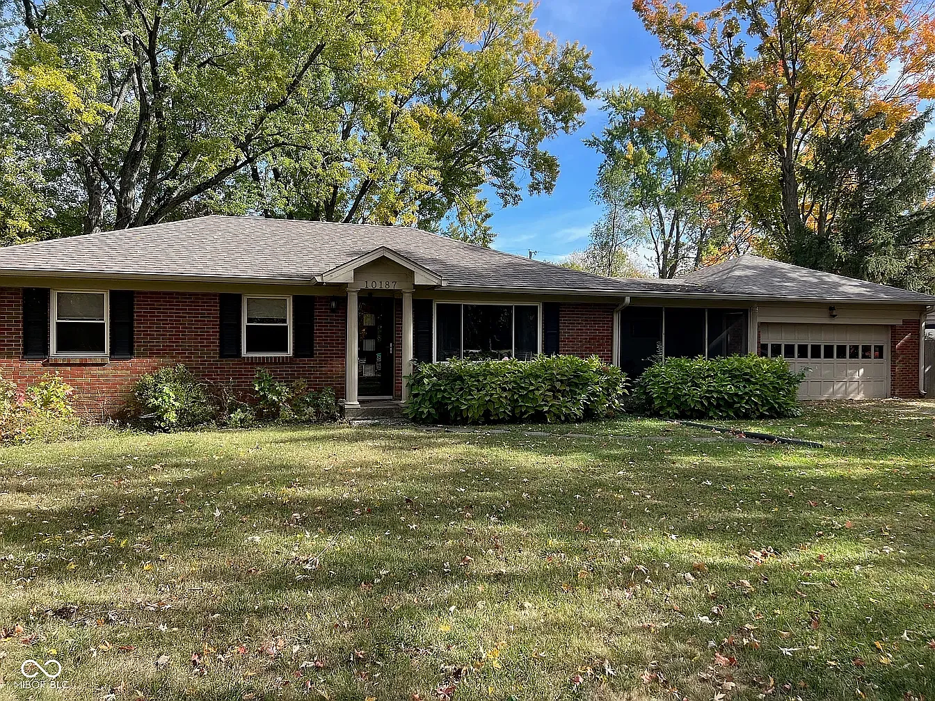 3 bed, 1.5 bath, 1171 sqft, $1,985 — Photo 2