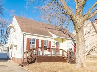 1011 Chestnut St, Pekin, IL 61554