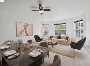 555 10th St APT 220, Oakland, CA 94607