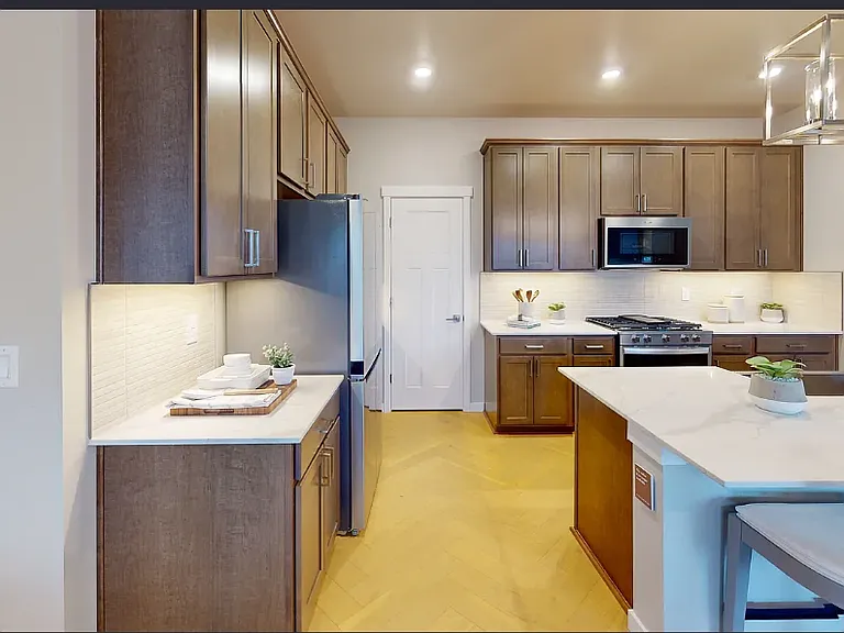 17927 SE 265th St — Photo 5