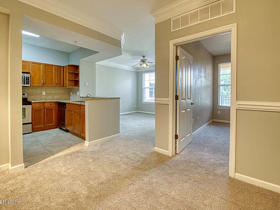 4th image of 10435 MIDTOWN Parkway #250