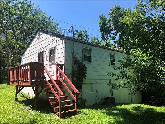 2nd image of 6322 Evergreen Blvd