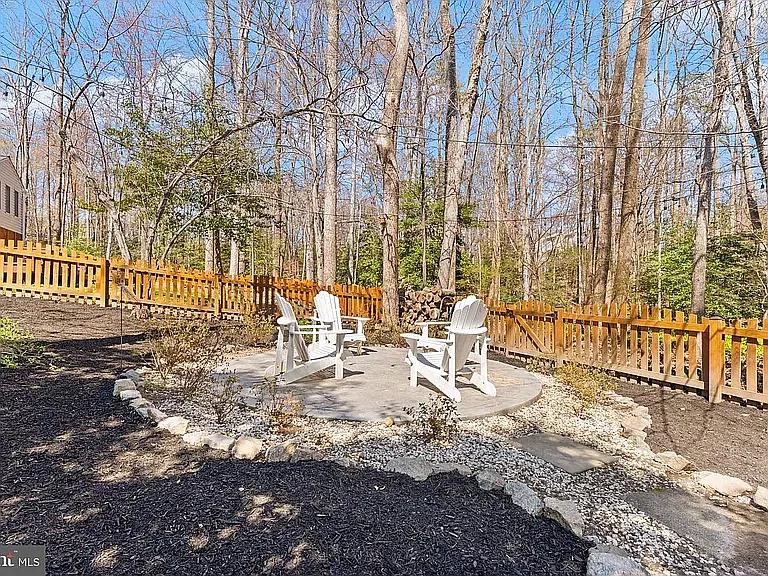 8282 Morning Dew Ct — Photo 40