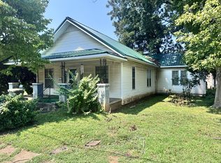 253 Fain Ct, Lawrenceburg, TN 38464
