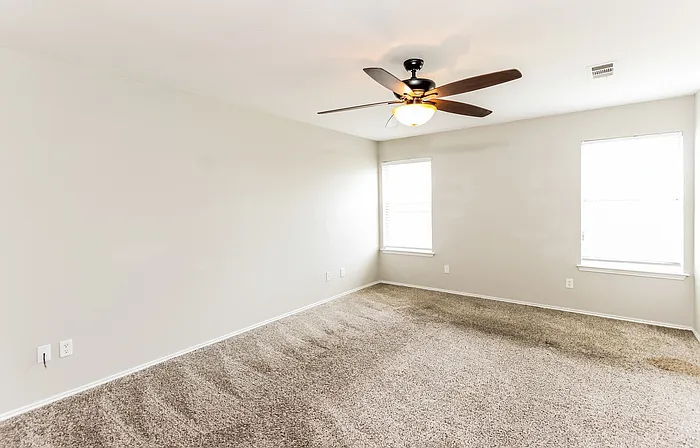 512 Bryn Mawr — Photo 8