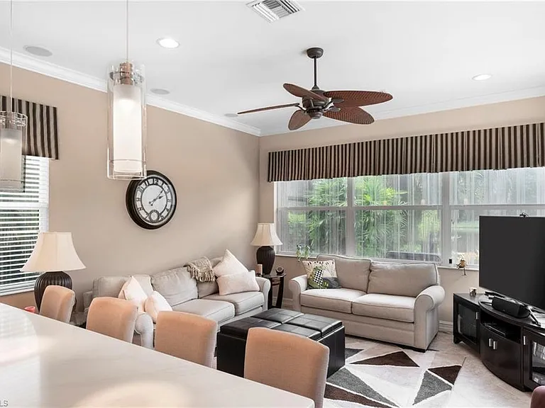 6155 Dogleg Dr — Photo 22