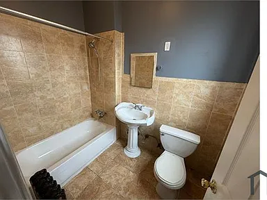 244 Roseville Ave #502 — photo 4 of 4