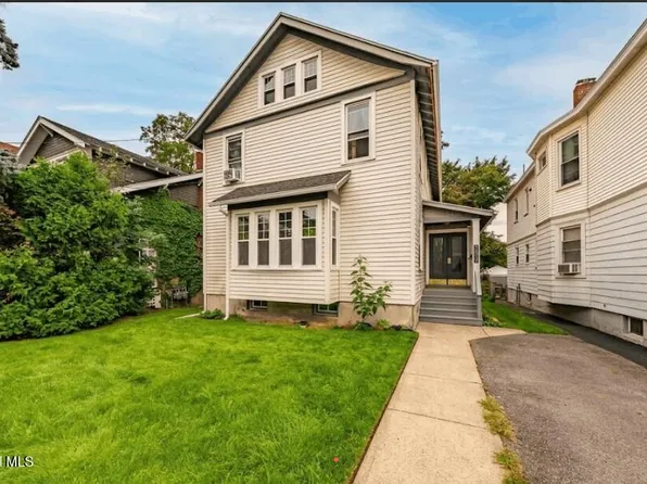 688 Myrtle Ave #1, Albany, NY 12208