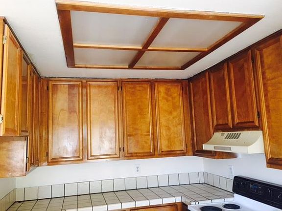 2nd image of 3120 Kenland Dr