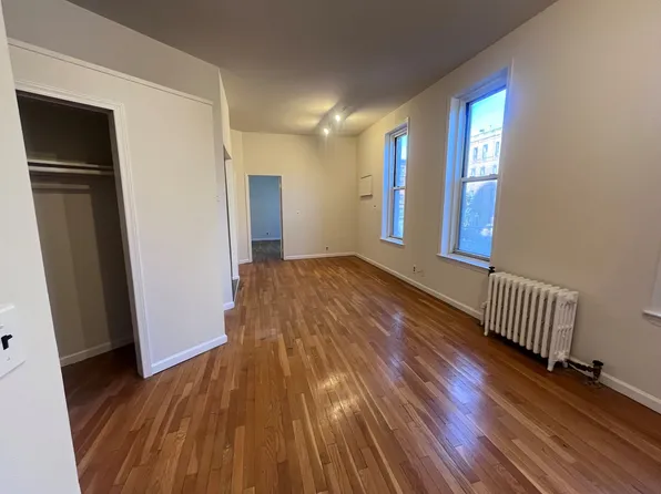 101 West 86th Street image 1 of 12