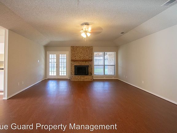 5th image of 1816 Willow Vale Dr