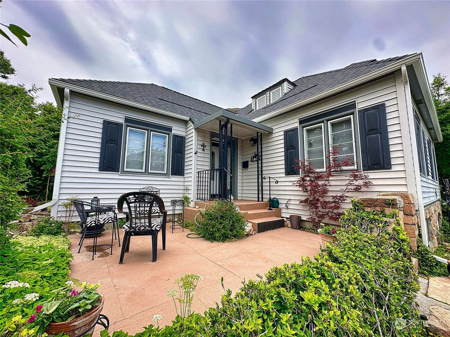 302 Stevens Avenue, Coulee Dam, WA 99116 Zillow