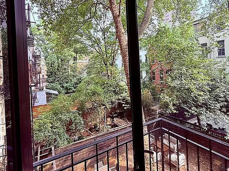 332 E 19th St #3S — Photo 7
