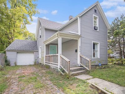 2006 Leer St, South Bend, IN, 46613