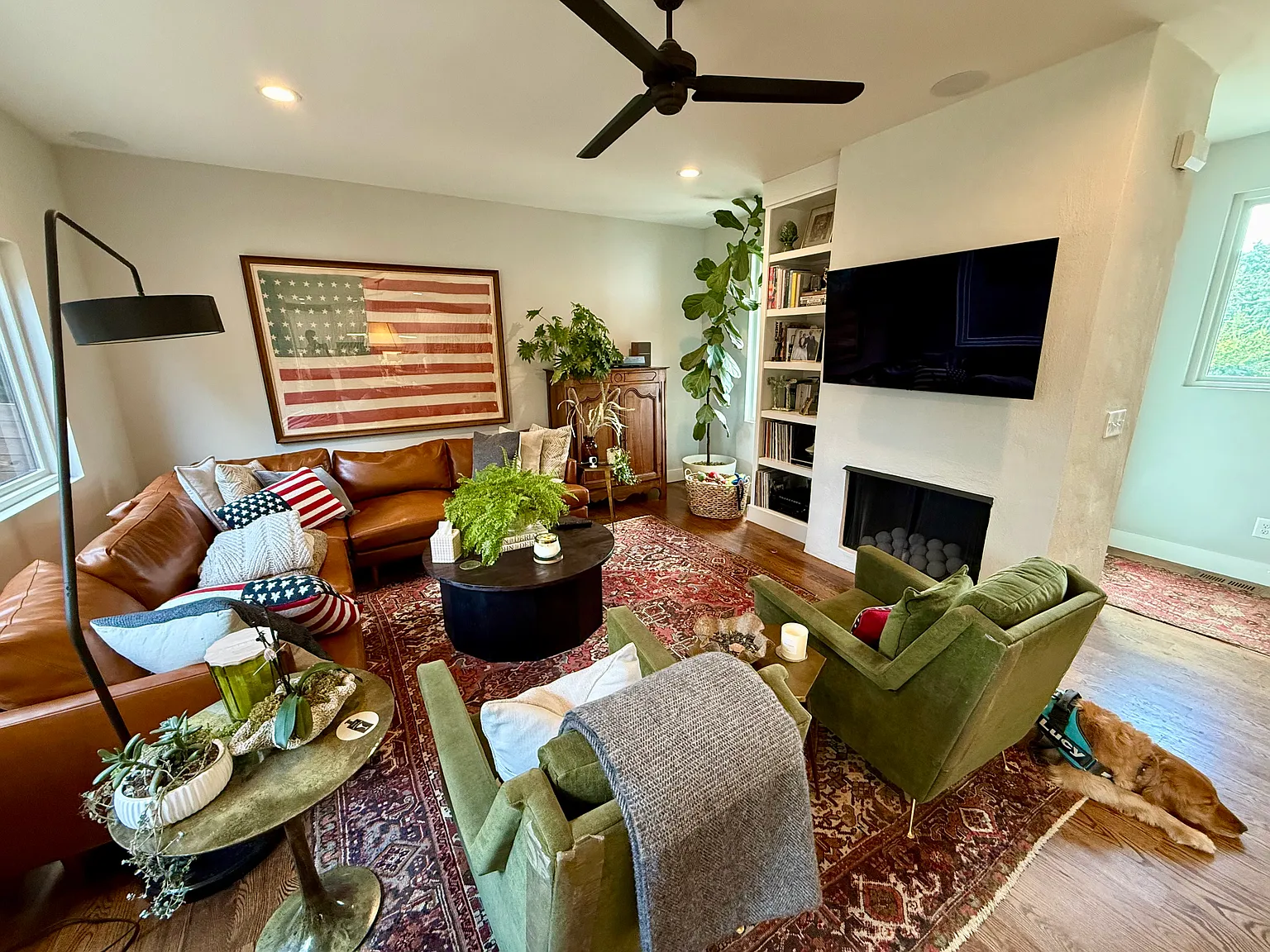 3 bed, 2.5 bath, 2206 sqft, $5,000 — Photo 3