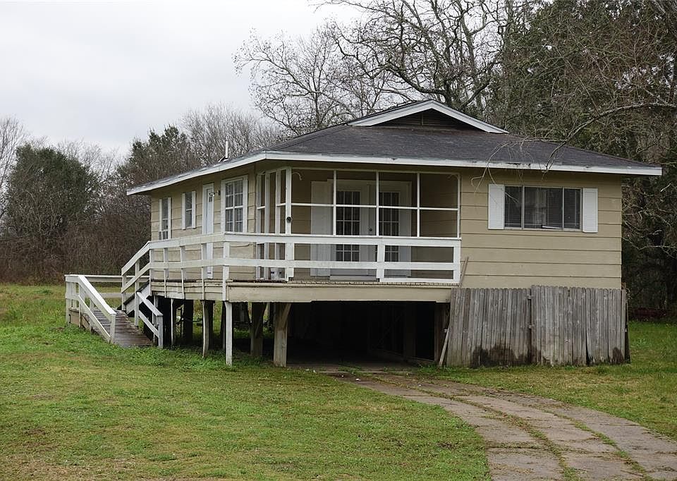 1st image of 19278 County Road 927a
