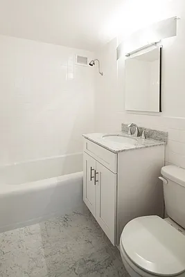 Rented by R New York | media 13