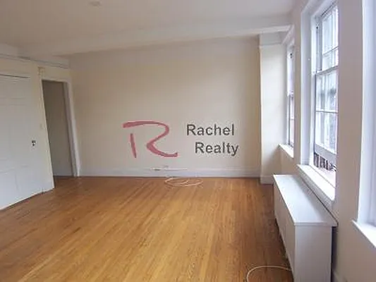 Rented by Rachel Realty | media 35