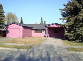 842 Dogwood St, Anchorage, AK 99501