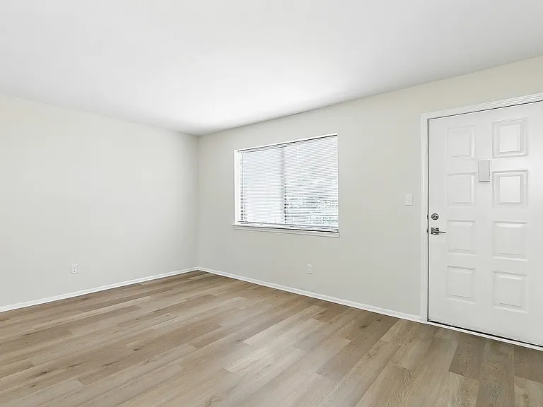 Brook - Living Room