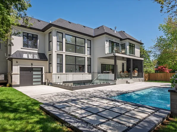 2110 Stonehouse Cres, Mississauga, ON L5H 3J1