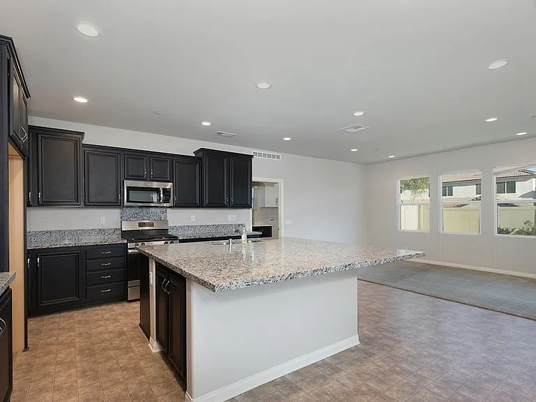 35186 Ladybug Ln — Photo 6