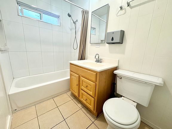 2nd image of 8242 Yarrow St #1