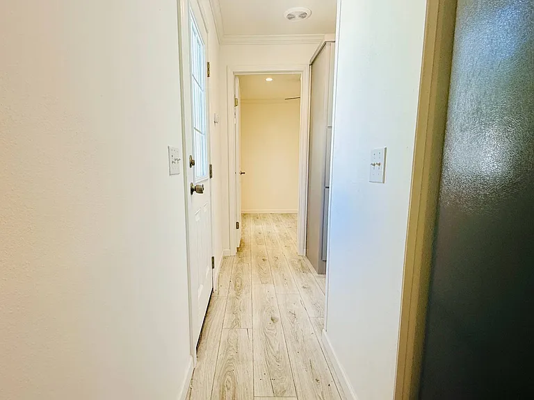 1007 Ohio St SE #51 — Photo 11