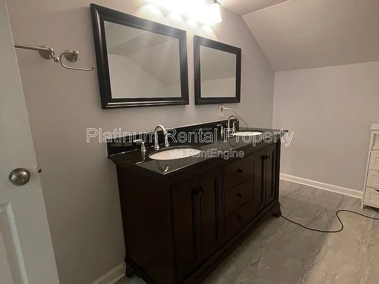 2706 White Oak Dr — Photo 13