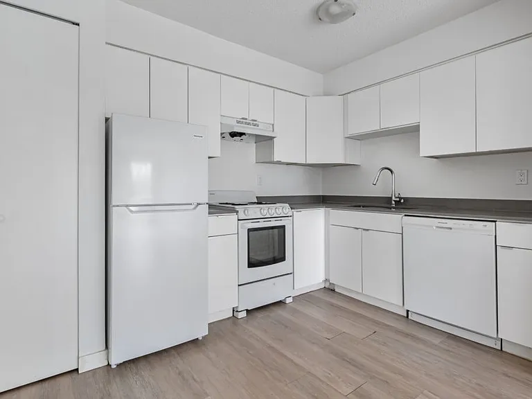 225 N Garden Dr #202 — Photo 12