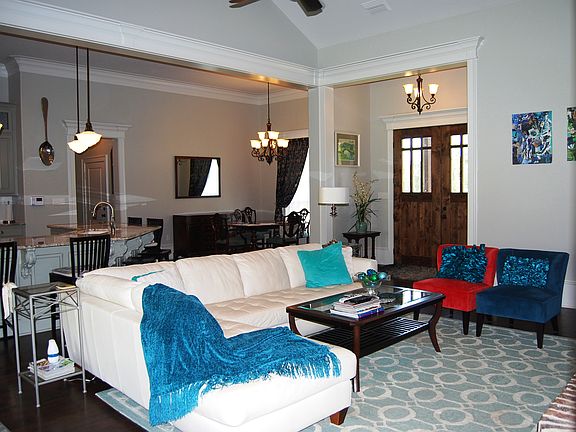 3rd image of 190 Rockrose Dr