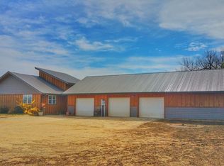 61 Autumn Leaf Ln, Bennington, KS 67422