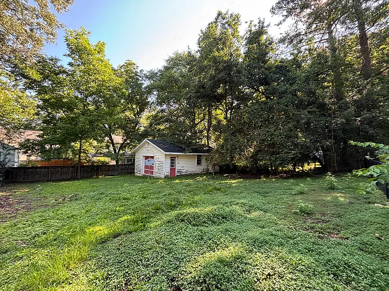 229 Urban Dr — Photo 19