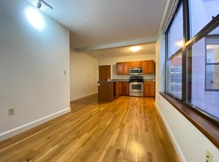 9 Henchman St #404A, Boston, MA 02113