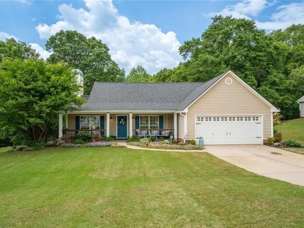 329 Tallassee Ln, Statham, GA 30666
