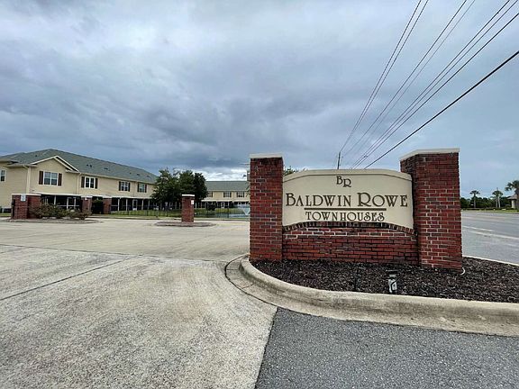 2nd image of 806 Baldwin Rowe Cir #1