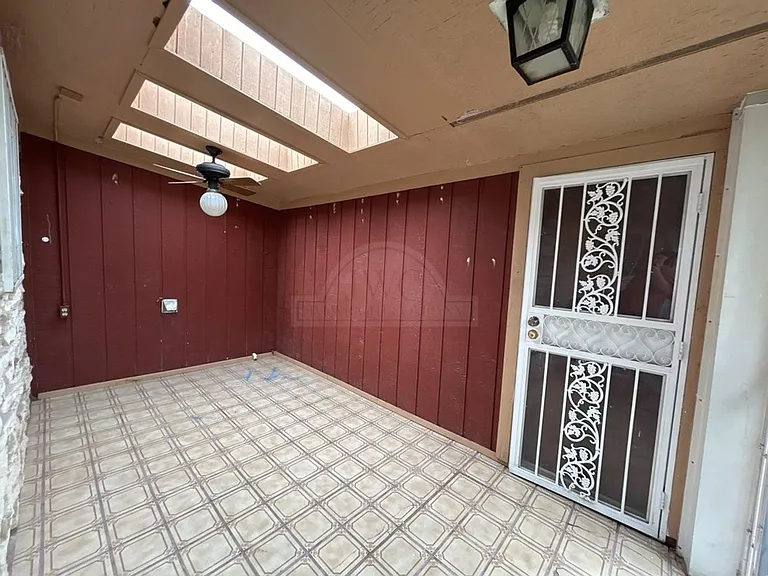 1814 Crestridge Dr — Photo 20