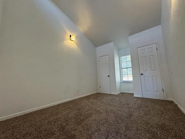 3910 Shallow Ford Rd — Photo 8