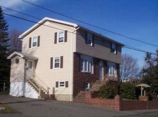 34 Puritan Rd, Salem, MA 01970