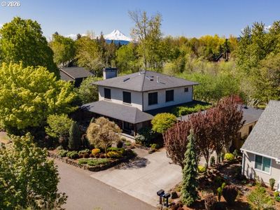 570 Toms Dr, Hood River, OR, 97031