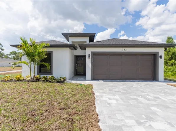 733 Phelps ST E, LEHIGH ACRES, FL 33974