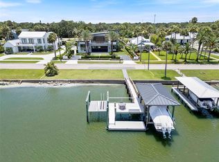 1010 S Riverside Dr, New Smyrna Beach, FL 32168
