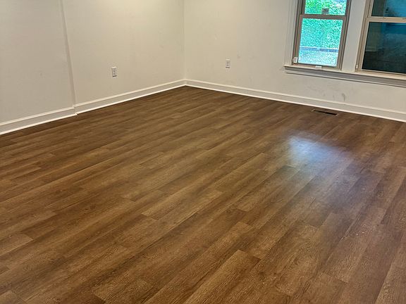 5th image of 1120 W 24th St