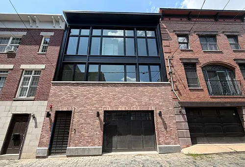 406 Court St Photo 1